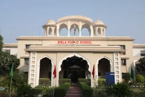Top 10 Boarding Schools in India 